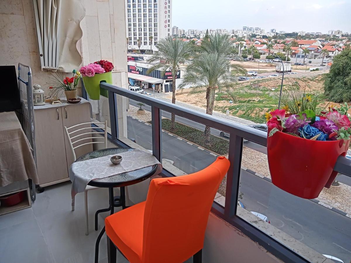Marina Breeze Appartement Asjkelon Buitenkant foto